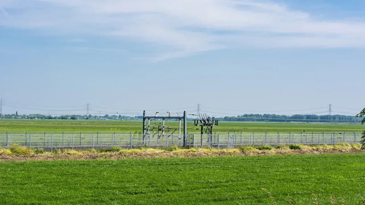 1607704009-istock-492060709