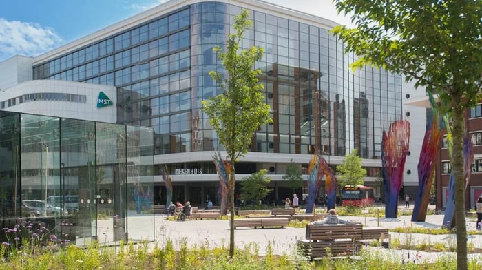 Foto van de buitenkant van het Medisch Spectrum Twente