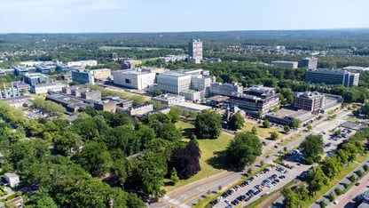 Radboud universiteit gezien vanuit de lucht