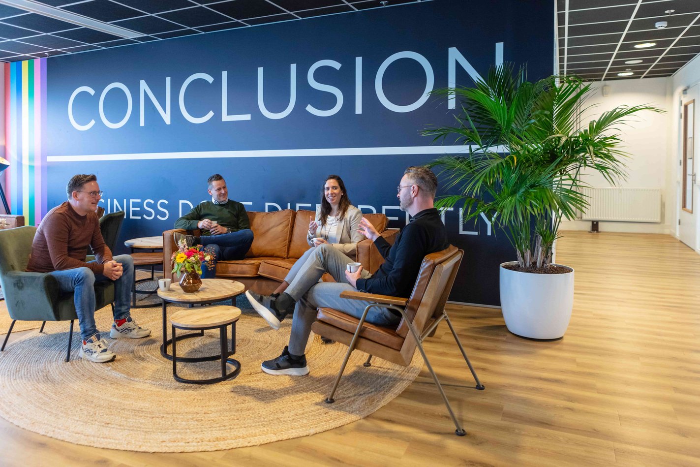 Collega's in overleg.