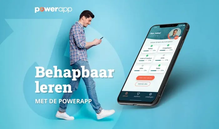 Een man loopt en gebruikt de PowerApp