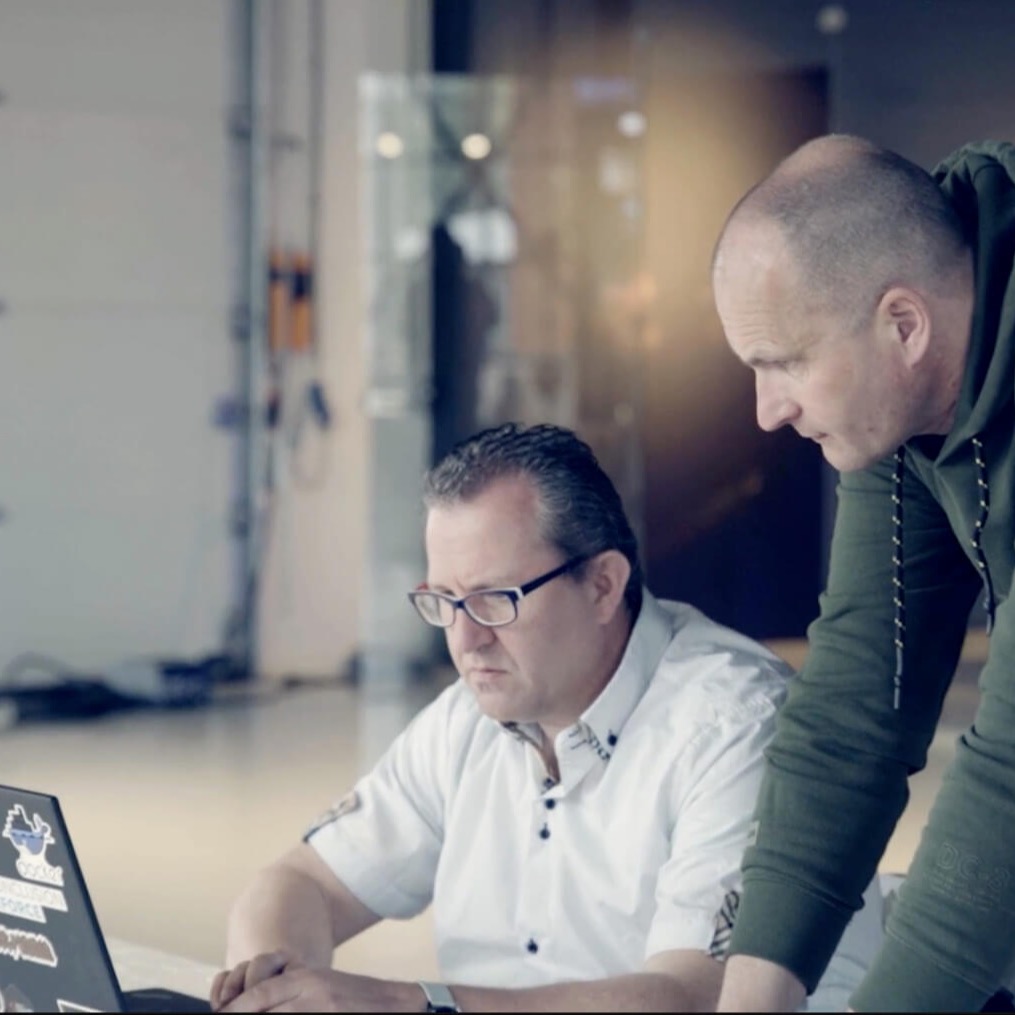 Collega's in overleg.