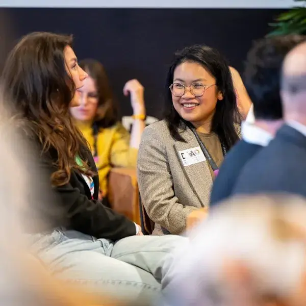 Foto van lachende vrouwen