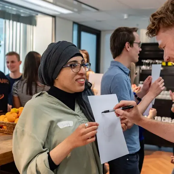 Foto van lachende vrouw