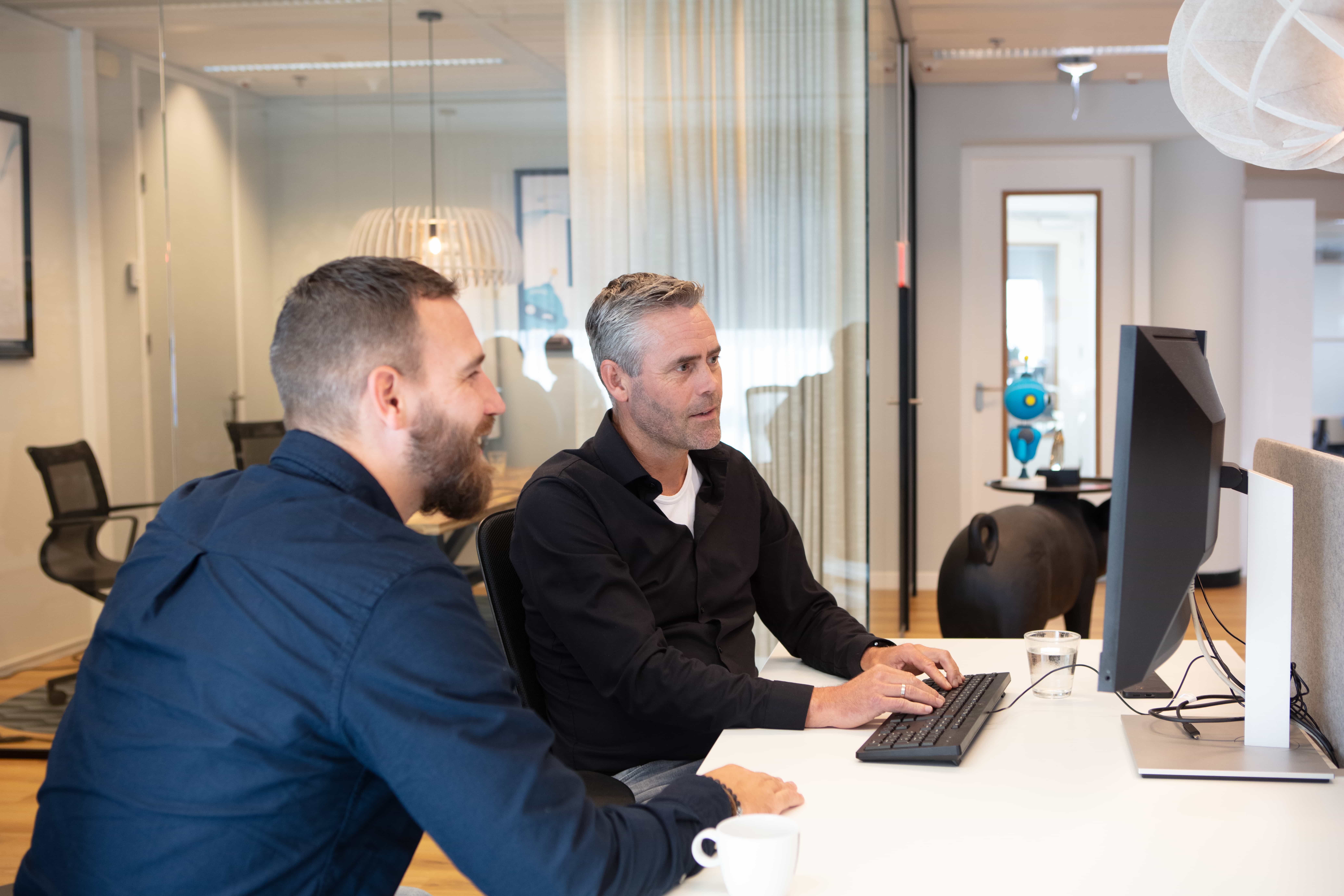 1741105786-cmbs-collegas-marco-hilbert-okt24nr0388-small